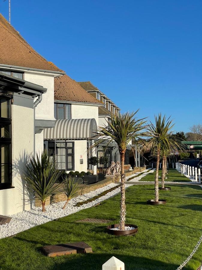 The Relais Cooden Beach And Spa Bexhill-on-Sea Exterior photo