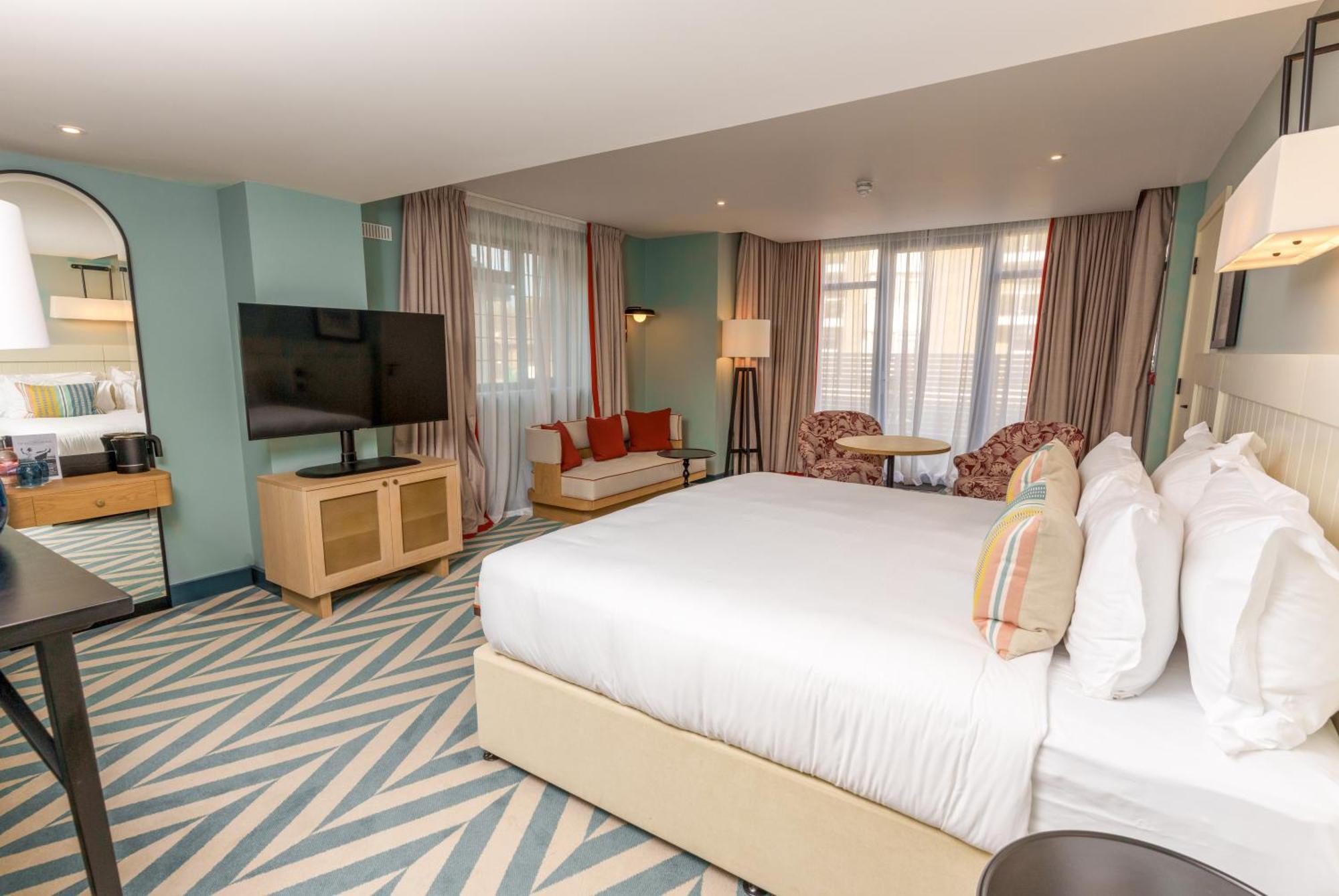 The Relais Cooden Beach And Spa Bexhill-on-Sea Exterior photo